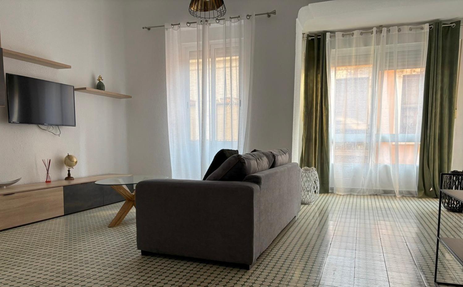 Beautiful Appartment In The Heart Of Аликанте Экстерьер фото